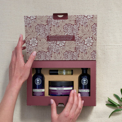 Neal's Yard Remedies Christmas Gifts Women’s Balance Harmonising Body Care Collection